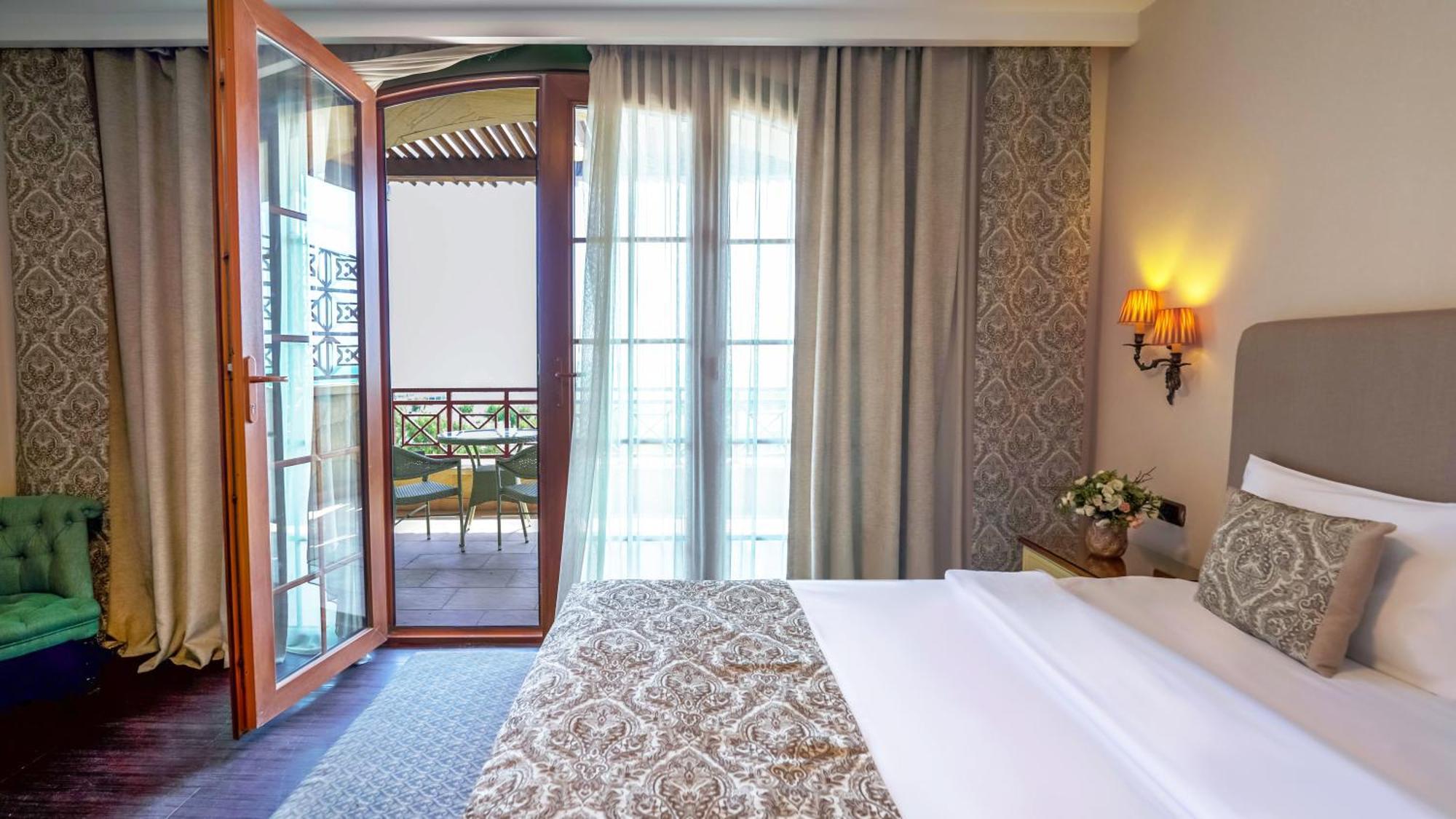 Hotel Sapphire Marine Baky Esterno foto