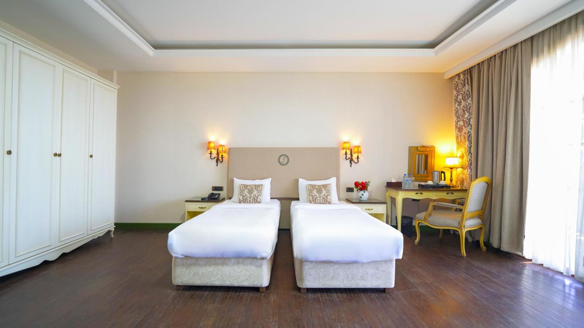 Hotel Sapphire Marine Baky Esterno foto