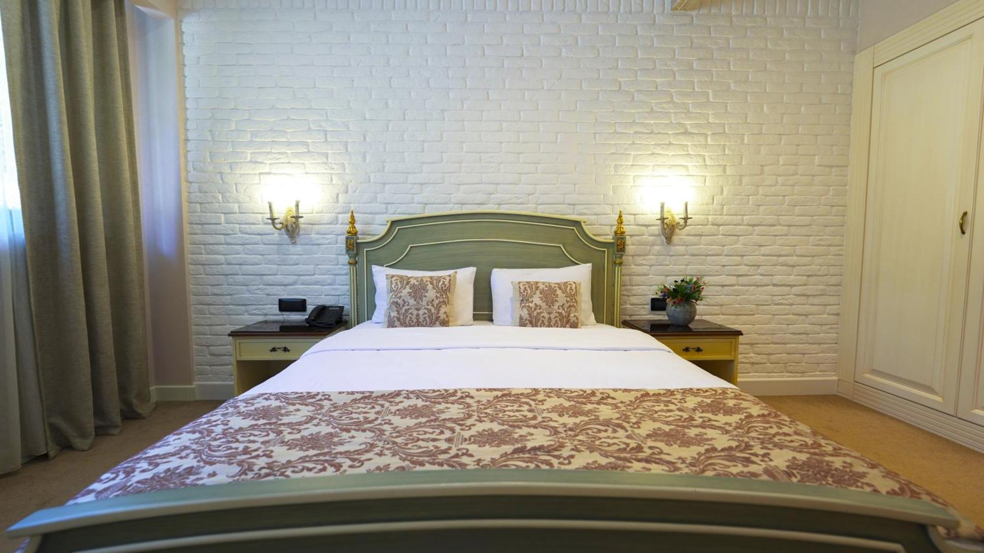 Hotel Sapphire Marine Baky Esterno foto